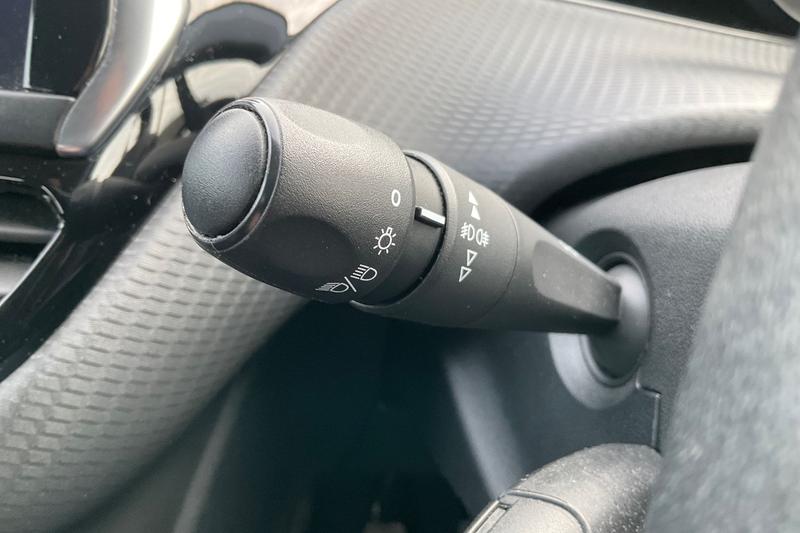 Used Peugeot 208 2016 for sale - 77763623: Photo 14