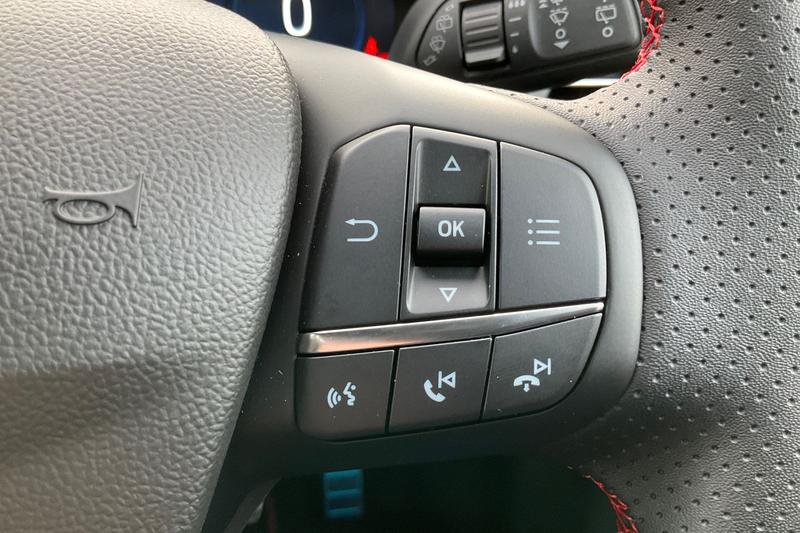 Used Ford Focus 2025 for sale - 76949113: Photo 31