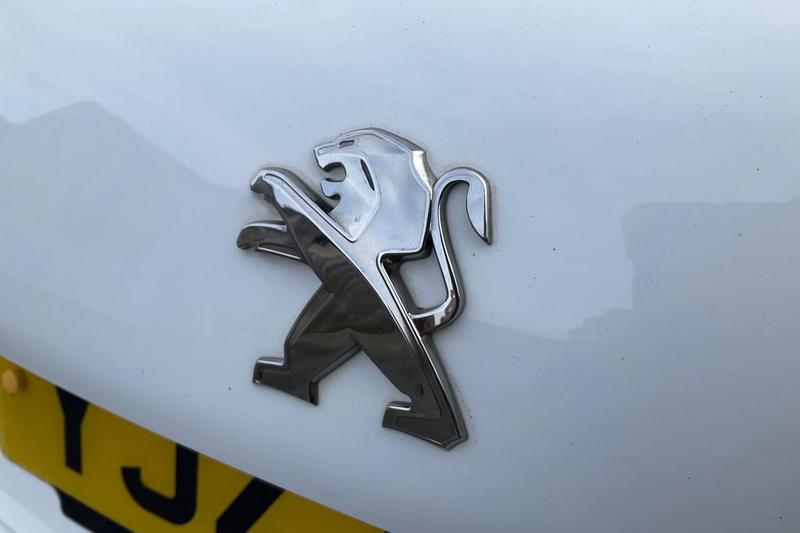 Used Peugeot 208 for sale - 77587893: Photo 40