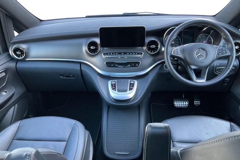 Used Mercedes-Benz V-Class 2024 for sale - 77739264: Photo 10