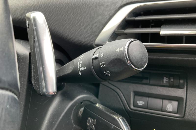 Used Peugeot 3008 2017 for sale - 77450465: Photo 15