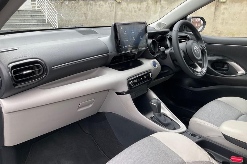 Used Toyota Yaris 2023 for sale - 78001236: Photo 18