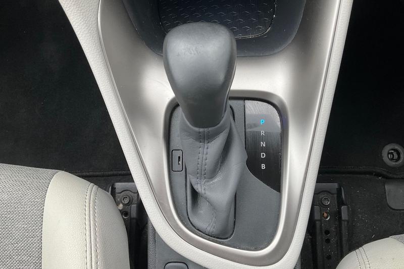 Used Toyota Yaris 2023 for sale - 78001236: Photo 29