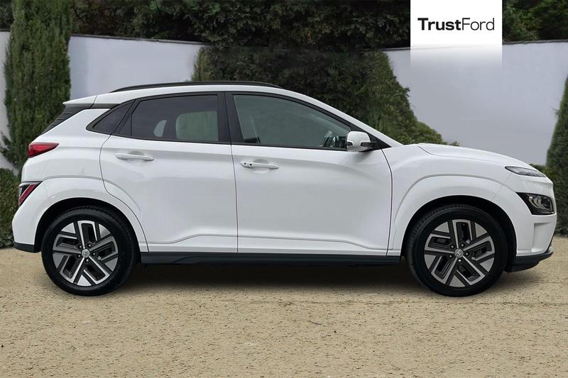 Used Hyundai KONA 2022 for sale - 76359710: Photo 3