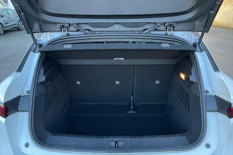 Used Renault Megane E Tech 2024 for sale - 77187038: Photo 21