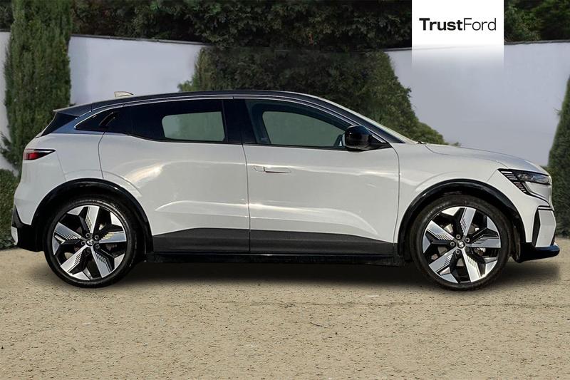 Used Renault Megane E Tech 2024 for sale - 77187038: Photo 3