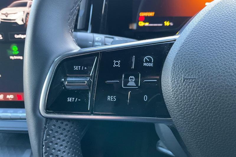 Used Renault Megane E Tech 2024 for sale - 77187038: Photo 30