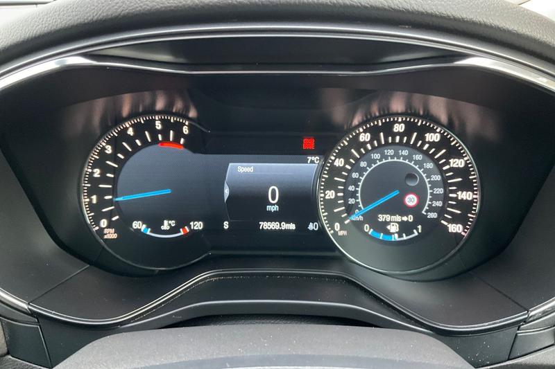 Used Ford Mondeo 2017 for sale - 76609180: Photo 13