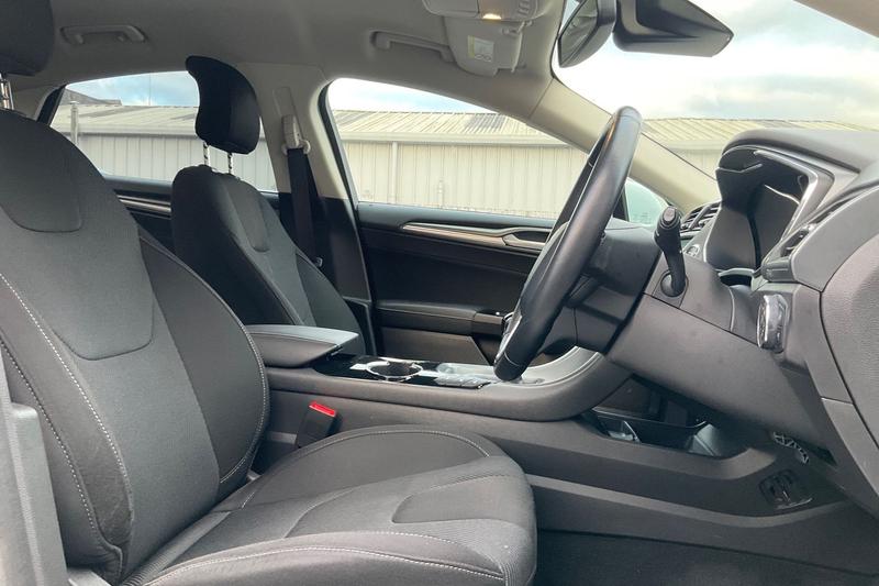 Used Ford Mondeo 2017 for sale - 76609180: Photo 17