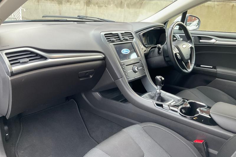 Used Ford Mondeo 2017 for sale - 76609180: Photo 18