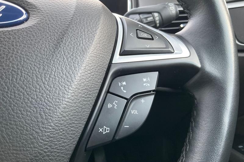 Used Ford Mondeo 2017 for sale - 76609180: Photo 32