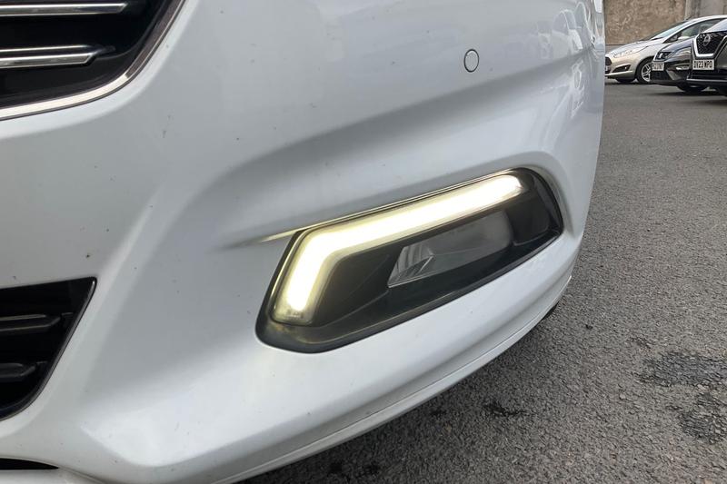 Used Ford Mondeo 2017 for sale - 76609180: Photo 35