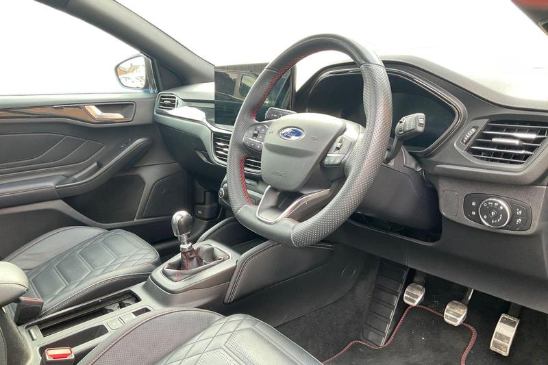 Used Ford Focus 2023 for sale - 78180356: Photo 9