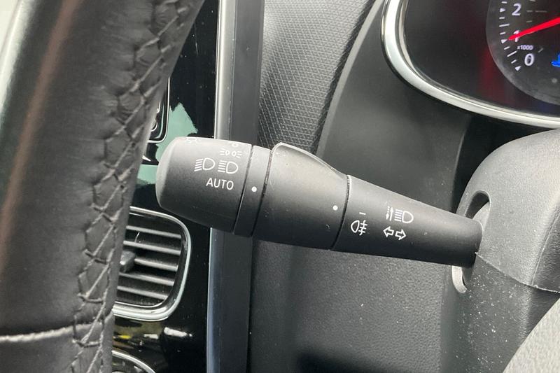 Used Renault Clio 2019 for sale - 76480403: Photo 14