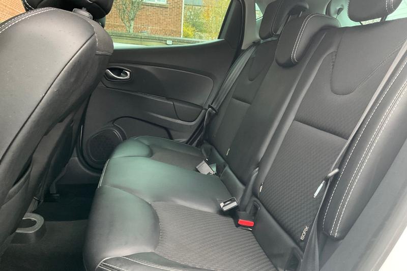 Used Renault Clio 2019 for sale - 76480403: Photo 20