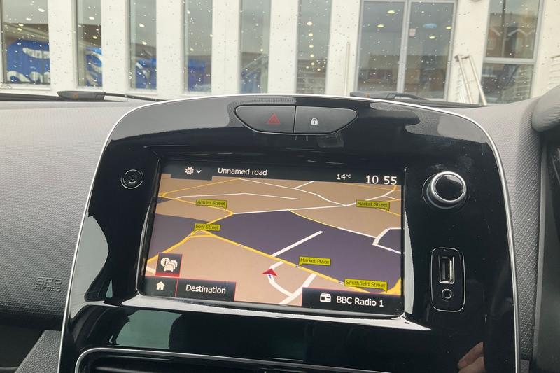 Used Renault Clio 2019 for sale - 76480403: Photo 25