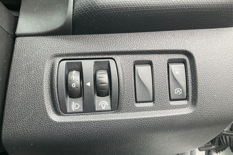 Used Renault Clio 2019 for sale - 76480403: Photo 32