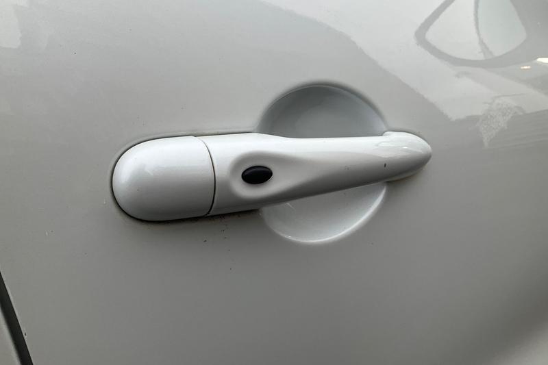 Used Renault Clio 2019 for sale - 76480403: Photo 38