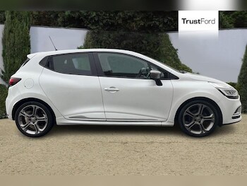 Used Renault Clio 2019 for sale - 76480403: Photo