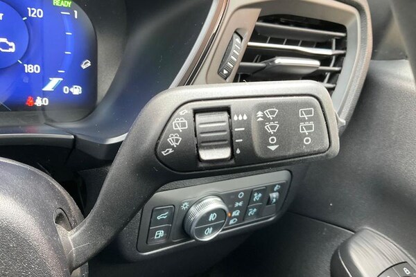 Used Ford Kuga 2023 for sale - 76209360: Photo 15