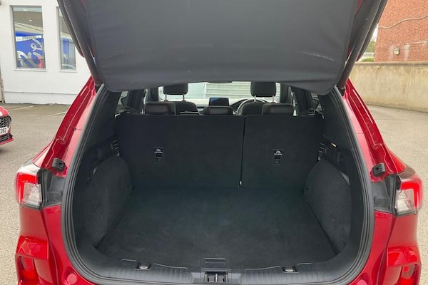 Used Ford Kuga 2023 for sale - 76209360: Photo 21