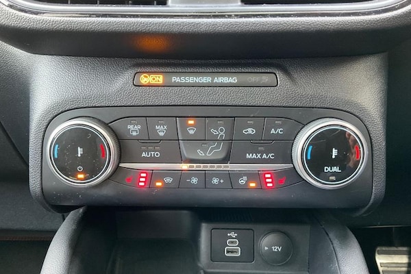 Used Ford Kuga 2023 for sale - 76209360: Photo 29