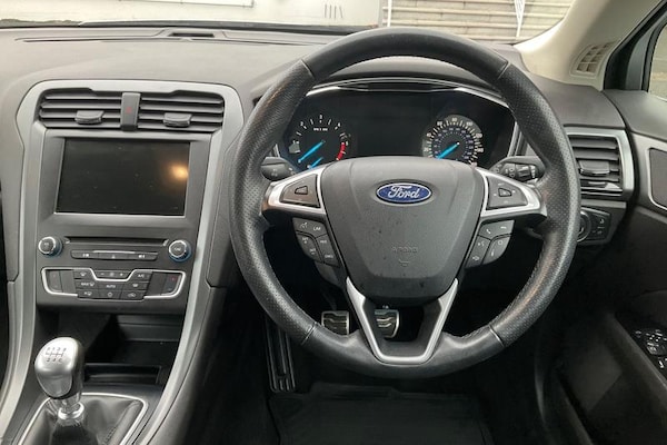 Used Ford Mondeo 2017 for sale - 76277364: Photo 12