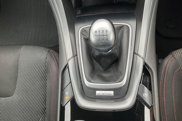 Used Ford Mondeo 2017 for sale - 76277364: Photo 31