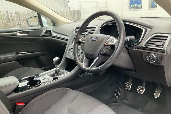 Used Ford Mondeo 2017 for sale - 76277364: Photo 9