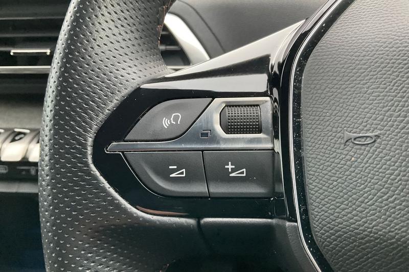 Used Peugeot 5008 2022 for sale - 76844964: Photo 32