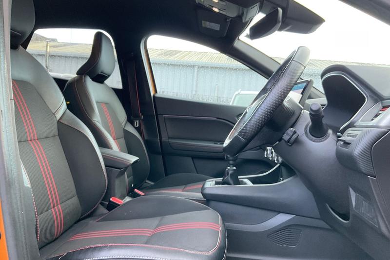 Used Renault Captur 2022 for sale - 76631440: Photo 17