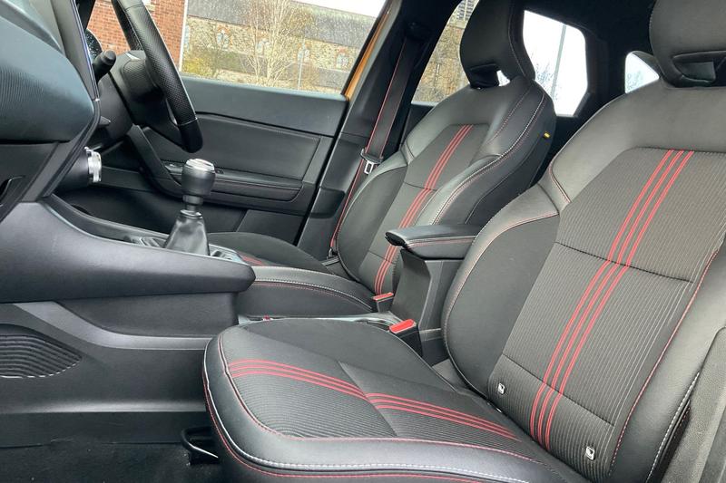 Used Renault Captur 2022 for sale - 76631440: Photo 19