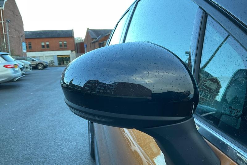 Used Renault Captur 2022 for sale - 76631440: Photo 37