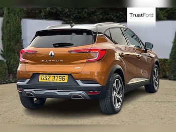 Used Renault Captur 2022 for sale - 76631440: Photo