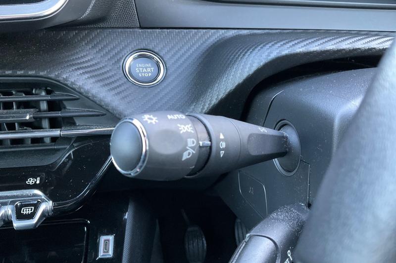 Used Peugeot 2008 2023 for sale - 77218183: Photo 14