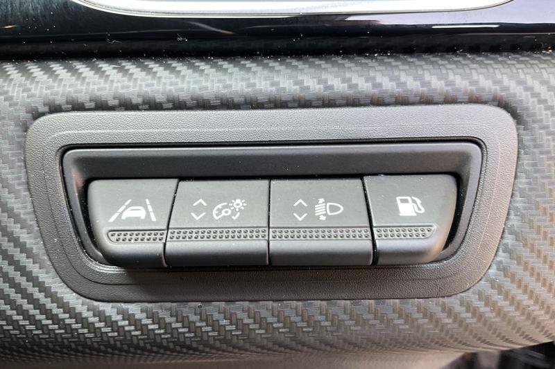 Used Renault Captur 2023 for sale - 76565077: Photo 30