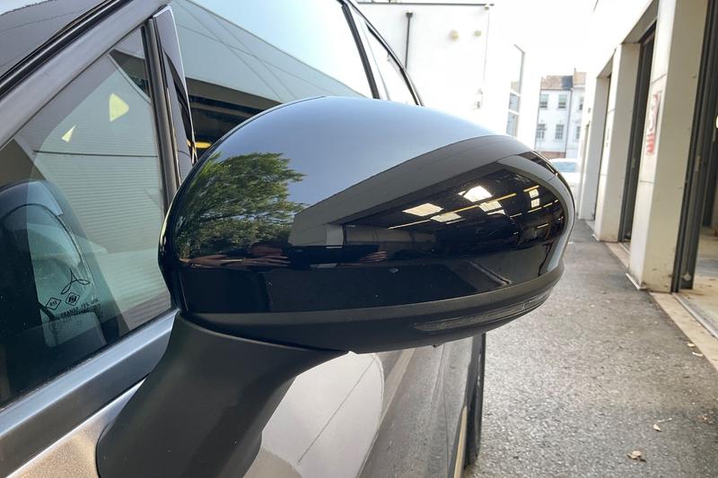 Used Renault Captur 2023 for sale - 76565077: Photo 36