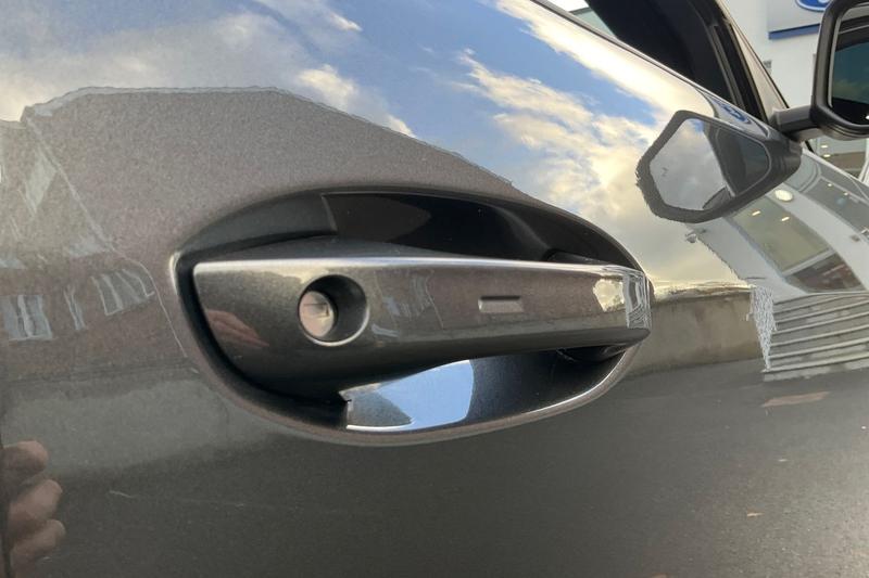 Used Ford Explorer 2025 for sale - 76660075: Photo 38