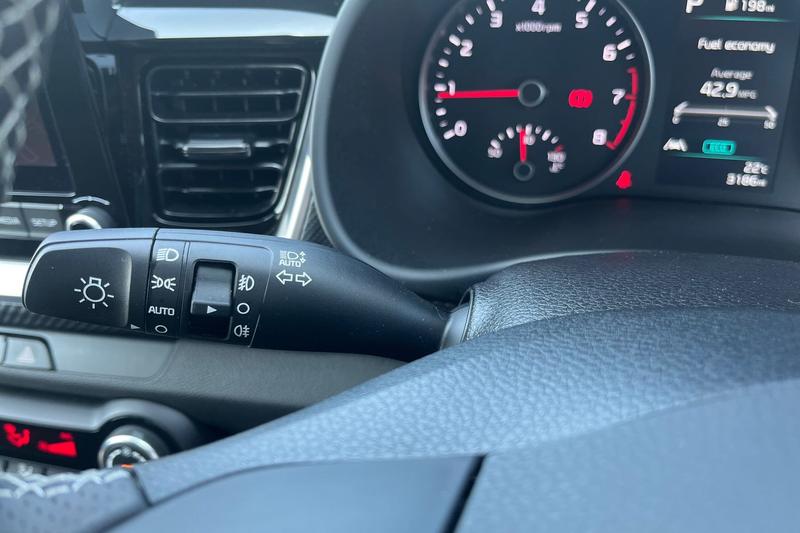 Used Kia Stonic 2024 for sale - 76114542: Photo 14