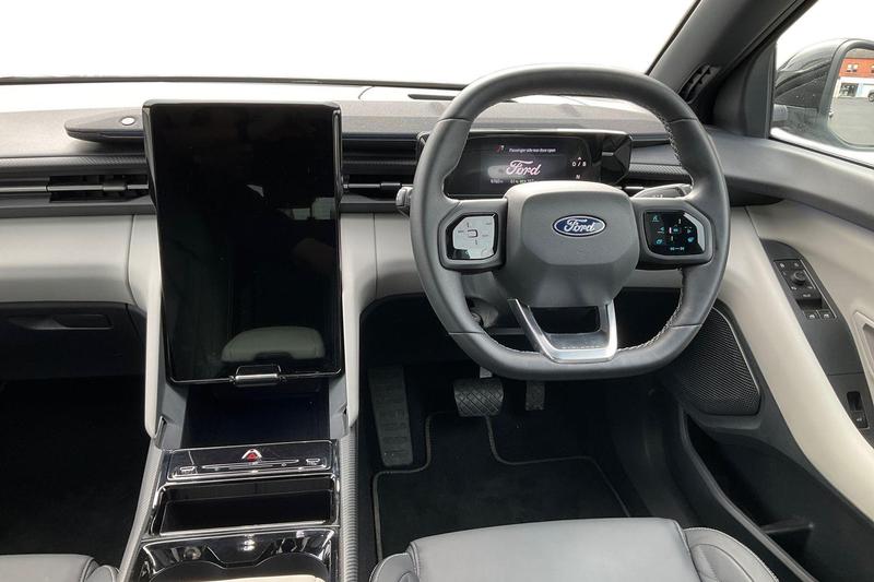 Used Ford Explorer 2024 for sale - 76580808: Photo 11