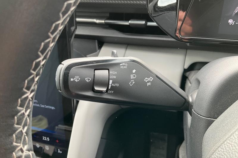 Used Ford Explorer 2024 for sale - 76580808: Photo 14