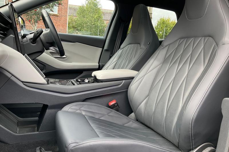 Used Ford Explorer 2024 for sale - 76580808: Photo 19