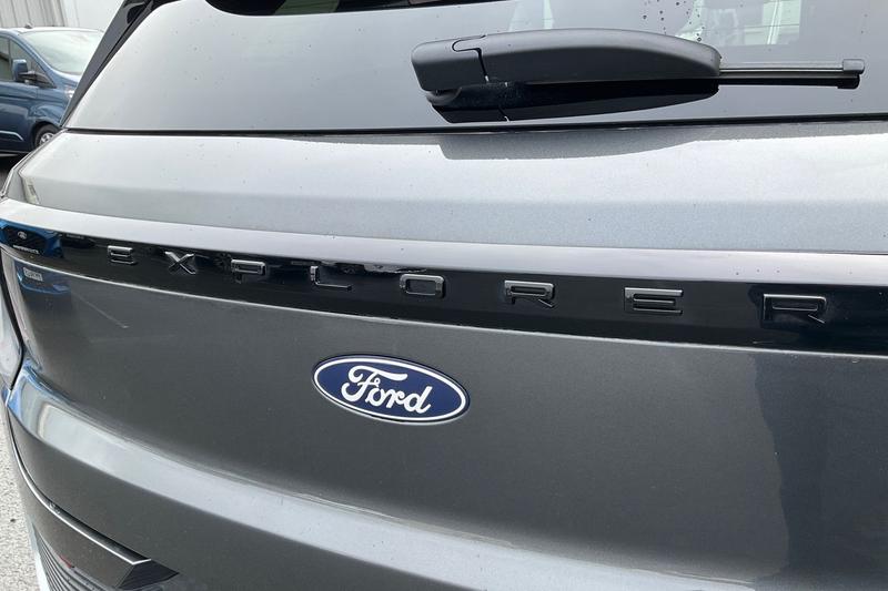 Used Ford Explorer 2024 for sale - 76580808: Photo 40