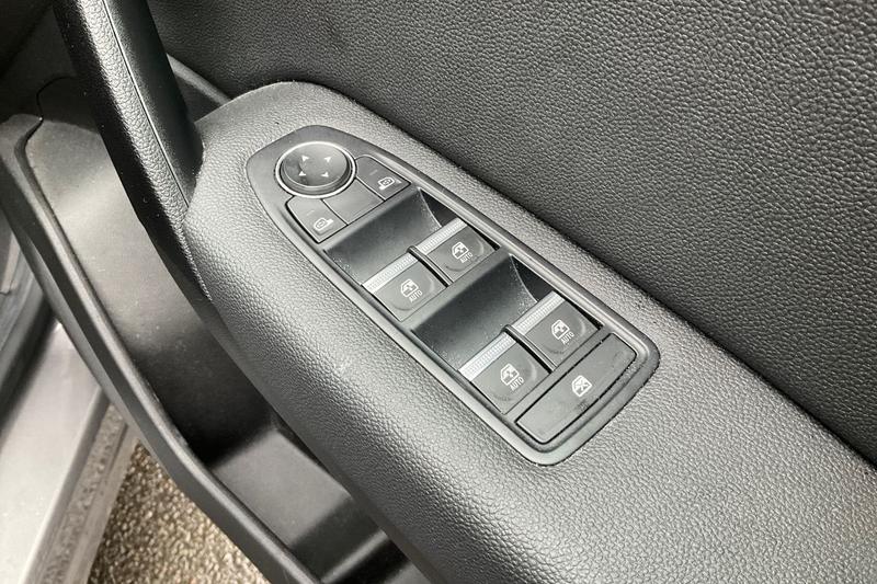 Used Renault Captur 2022 for sale - 76452907: Photo 16