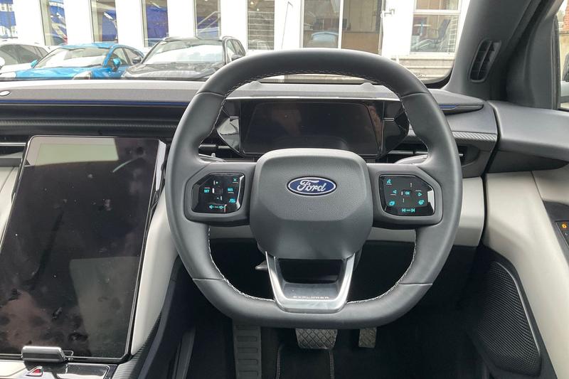 Used Ford Explorer 2024 for sale - 77280505: Photo 12