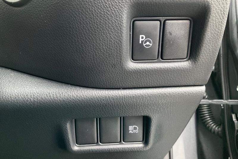 Used Toyota C-HR 2022 for sale - 77498009: Photo 32