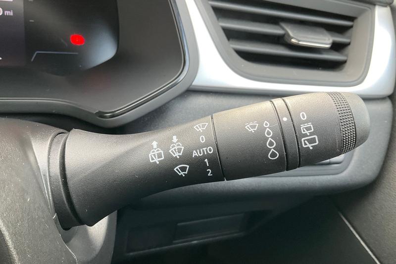 Used Renault Captur 2025 for sale - 76184474: Photo 15