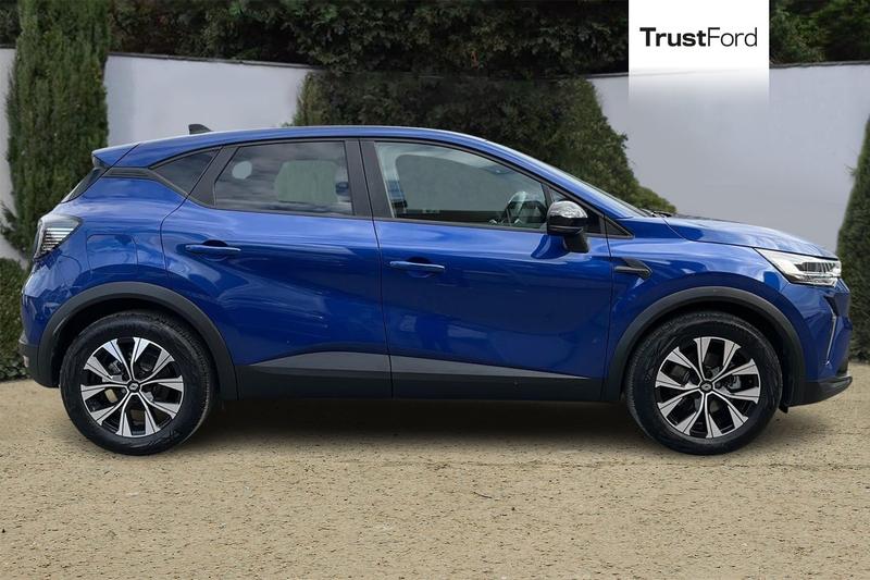 Used Renault Captur 2025 for sale - 76184474: Photo 3