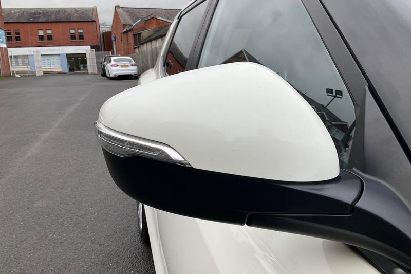 Used Ssangyong Tivoli for sale - 76467737: Photo 35