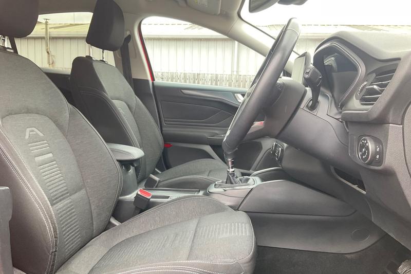 Used Ford Focus 2022 for sale - 76452914: Photo 17